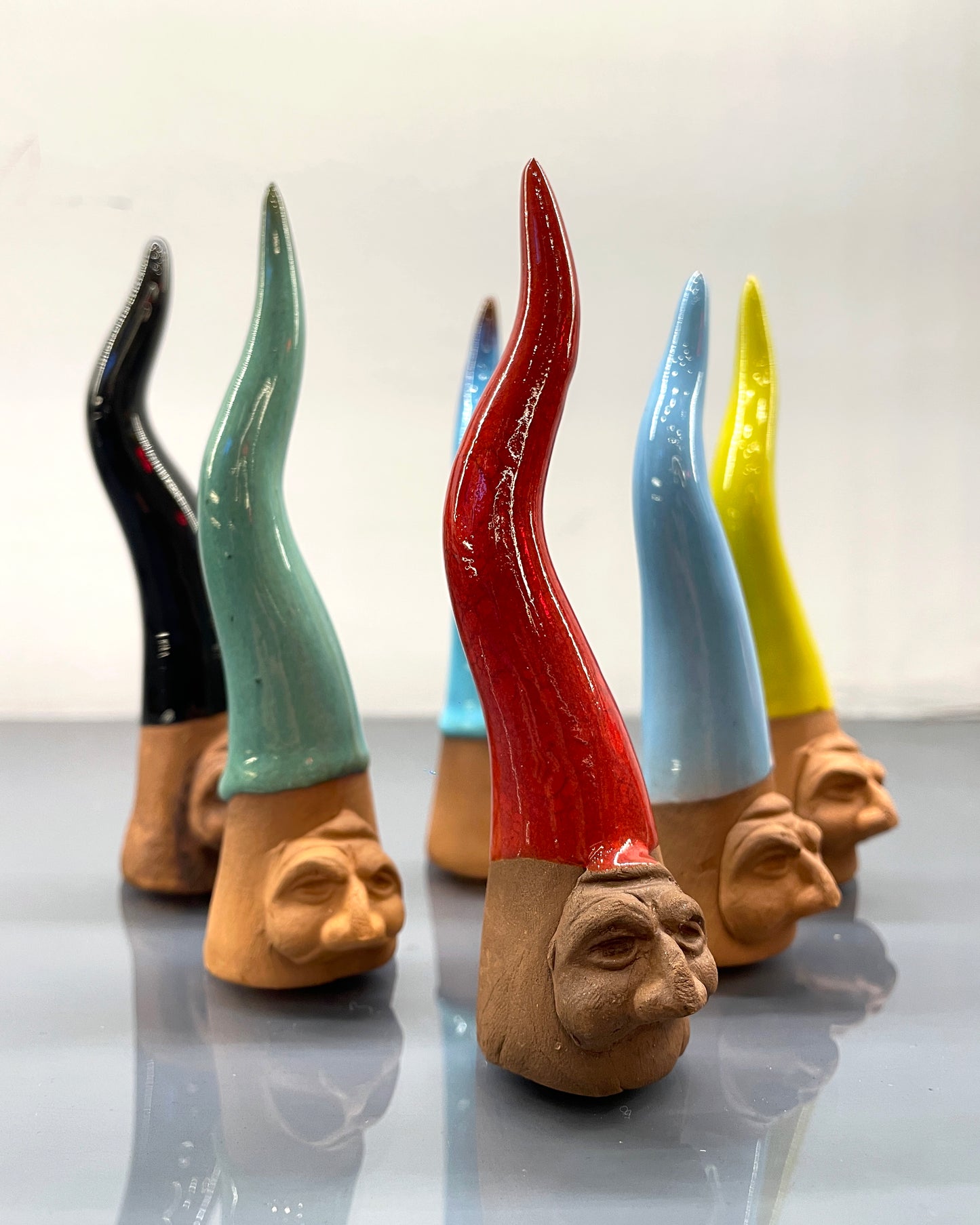 Corno in ceramica con Pulcinella