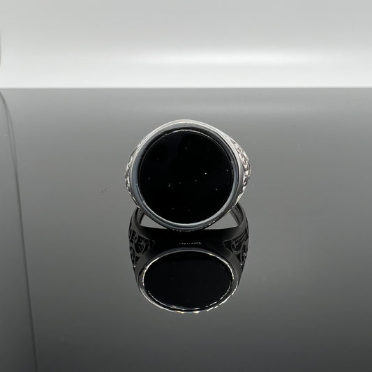 anello ghirigori pietra onice tondo ricamato