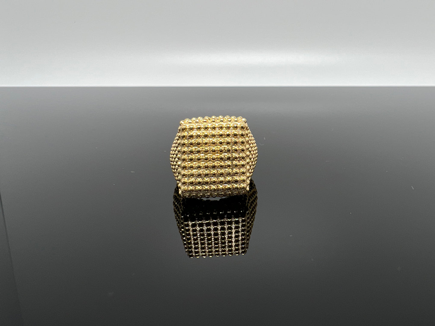anello chevalier quadrato puntinato