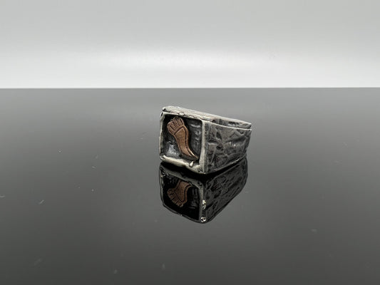 anello chevalier quadrato corno small