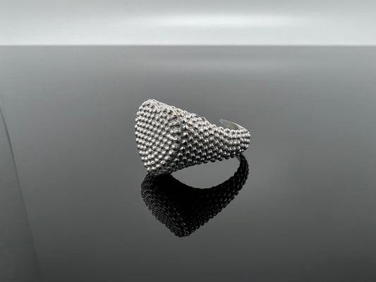 anello cuore puntinato