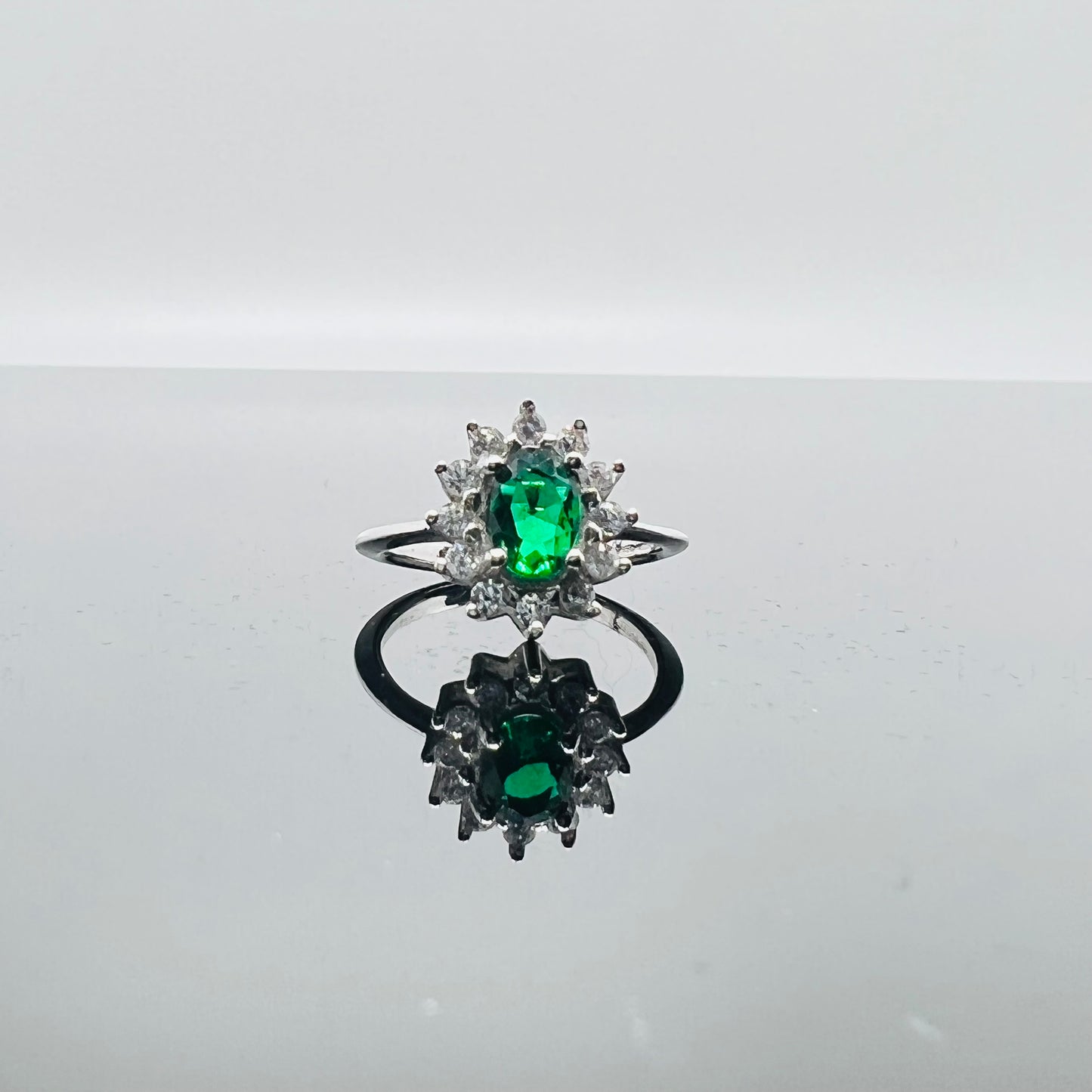 Anello kate smeraldo