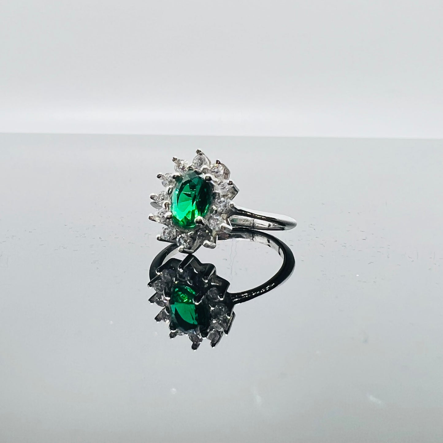 Anello kate smeraldo