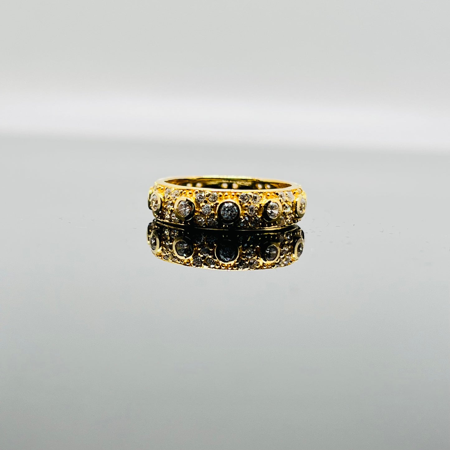 Anello rosario zirconato