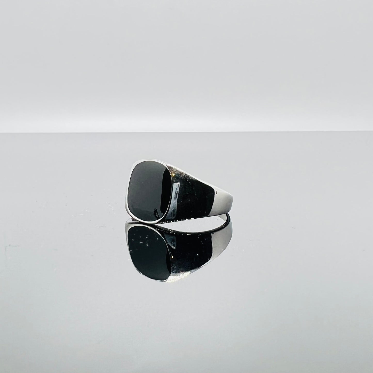 Anello quadrato fascia pietra nera acciaio