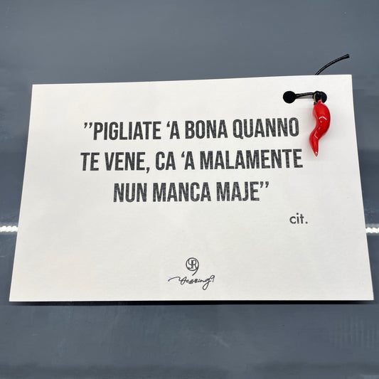 Cartoline con frasi napoletane e corno